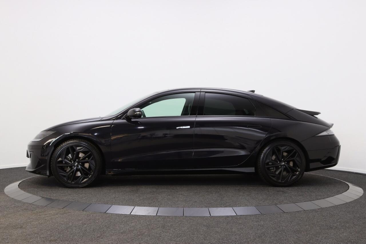 Hyundai IONIQ First Edition AWD 77.4kWh | Panorama dak | Navigatie | Camera |