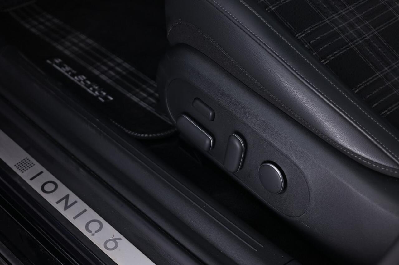 Hyundai IONIQ 6 First Edition AWD 77.4 kWh | PANORAMADAK ? 1e Eigenaar | SOH 100%