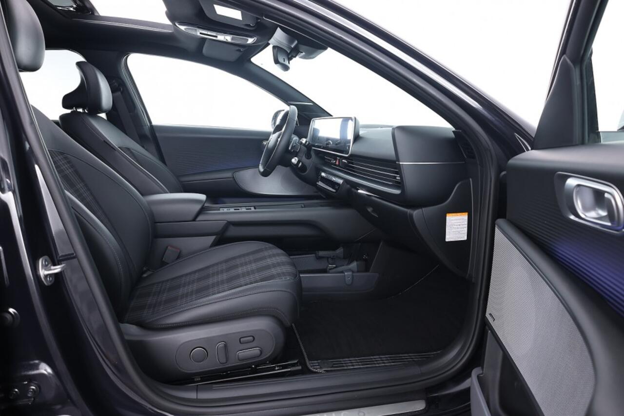 Hyundai IONIQ 6 First Edition AWD 77.4 kWh | PANORAMADAK ? 1e Eigenaar | SOH 100%