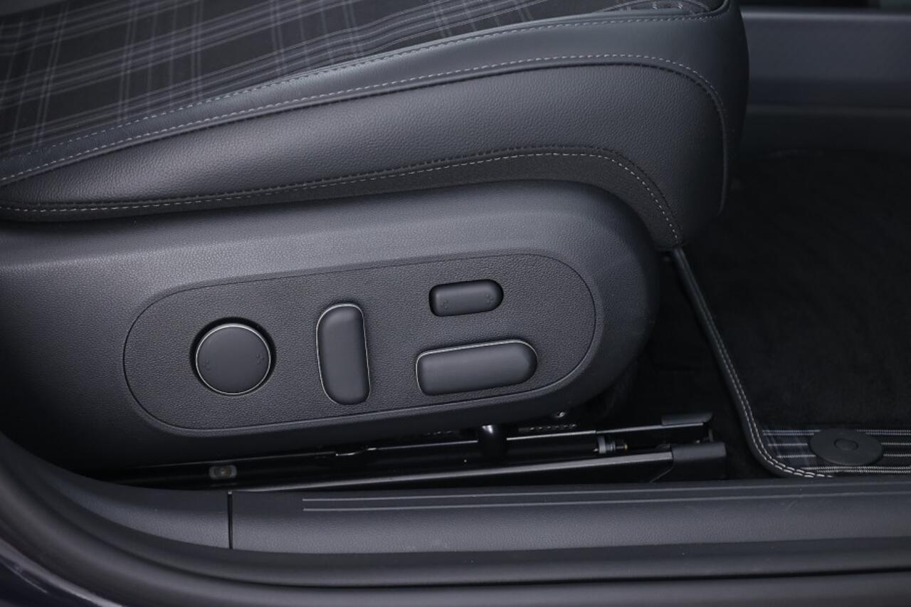 Hyundai IONIQ 6 First Edition AWD 77.4 kWh | PANORAMADAK ? 1e Eigenaar | SOH 100%