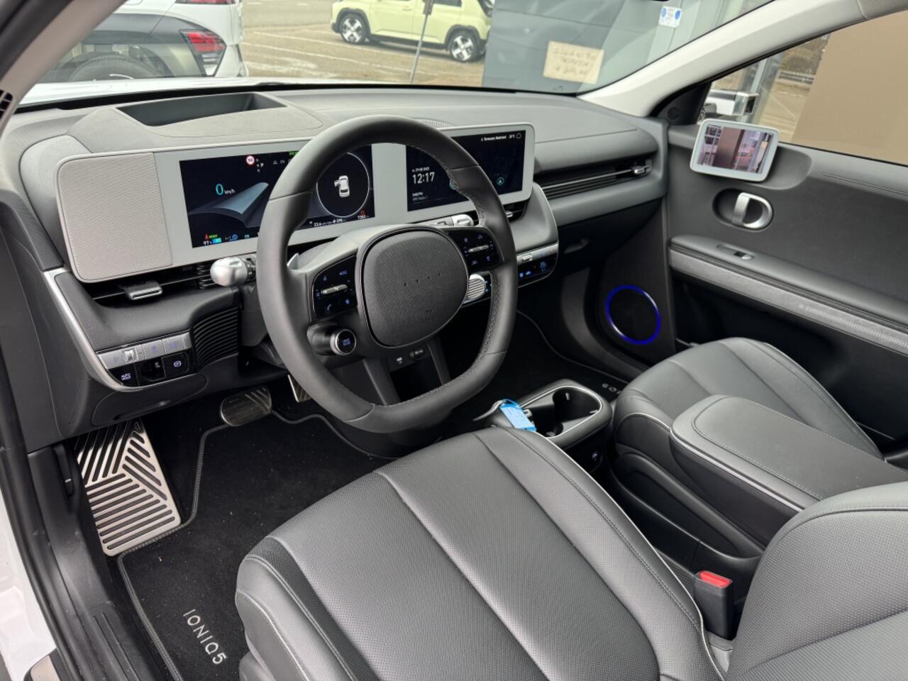 Hyundai IONIQ 5 Lounge AWD 77.4 kWh | digitale buiten spiegels | Lage km-stand |