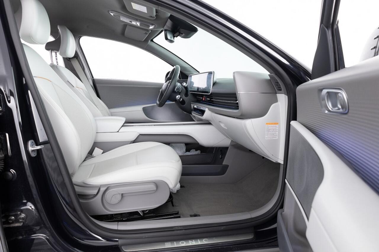 Hyundai IONIQ 6 Lounge 77.4 kWh | SOH 100% | LEDER | FULL LED | CAMERA