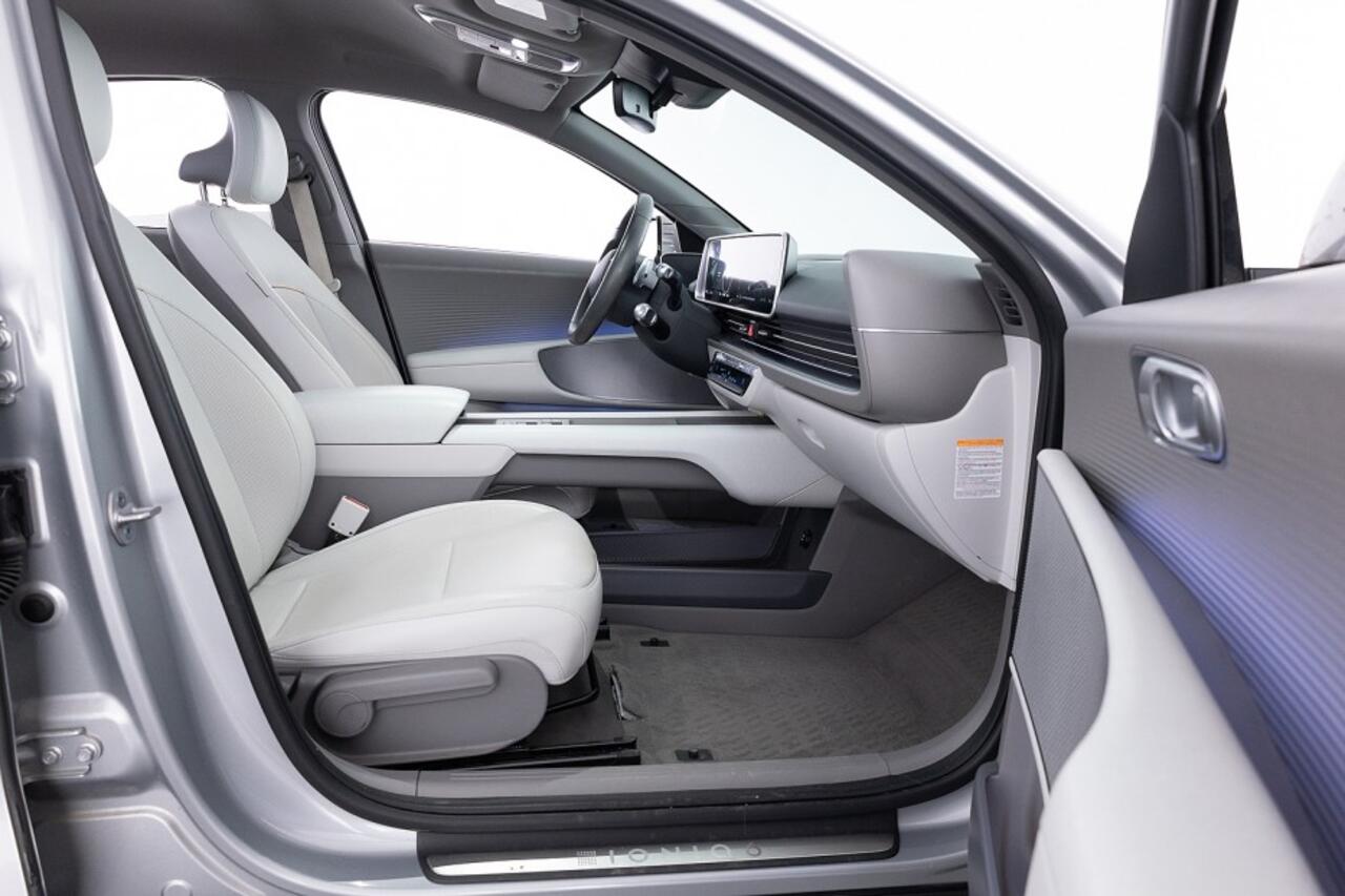 Hyundai IONIQ 6 Lounge 77.4 kWh | LEDER | FULL LED | EL. STOELEN