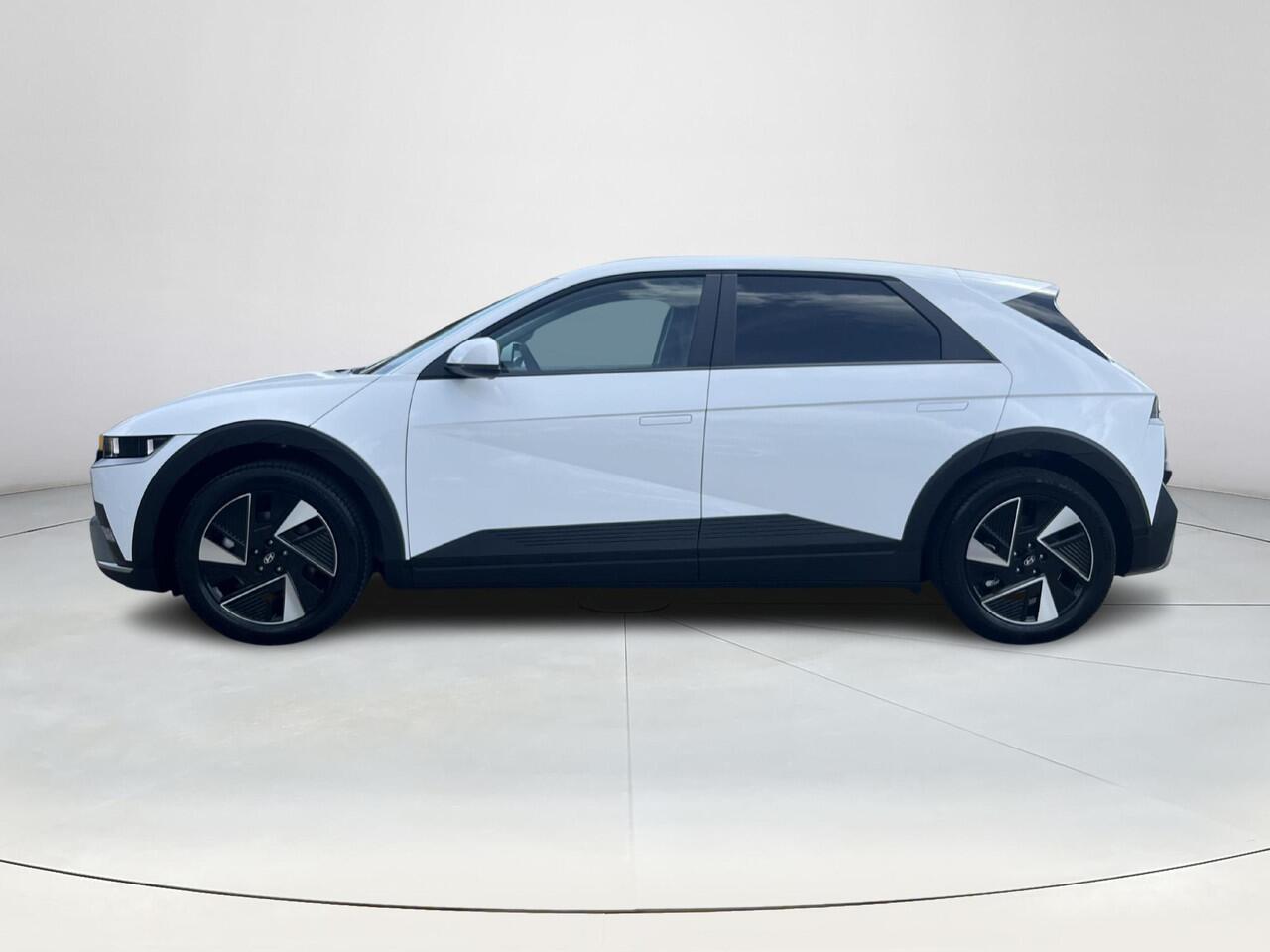 Hyundai IONIQ 5 Connect + 84 kWh | Facelift model! | Bose sound system | Head Up Display | Rijklaarprijs |