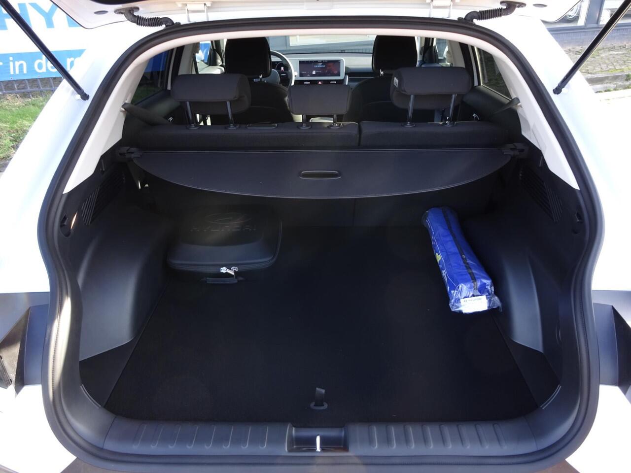 Hyundai IONIQ 5 Style 77.4 kWh |¤14.805 KORTING|CAMERA|SENSOREN|NAVIGATIE|APPLE CARPLAY & ANDROID AUTO|