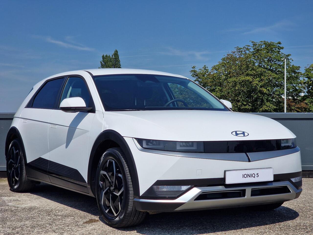 Hyundai IONIQ 5 Style 77.4 kWh |¤14.805 KORTING|CAMERA|SENSOREN|NAVIGATIE|APPLE CARPLAY & ANDROID AUTO|