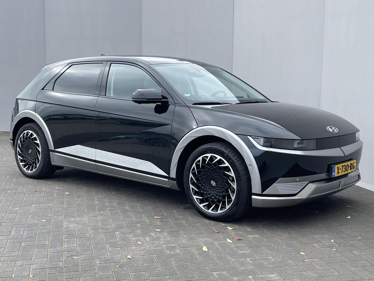 Hyundai IONIQ 5 Lounge AWD 77.4 kWh / Apple carplay/Android auto / Cruise control adaptief / Voorstoelen verwarmd/geventileerd / Head-up display / Navigatie / Achteruitrijcamera