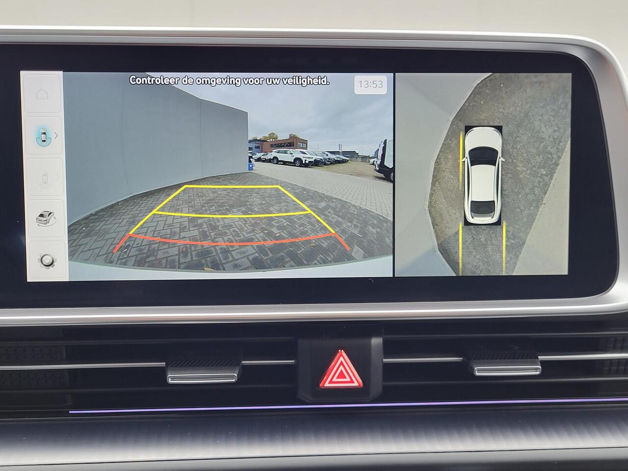 Hyundai IONIQ 6 First Edition AWD 77.4 kWh Automaat / 100% SOH / Origineel NL Auto / tot 04-2009 Fabrieksgarantie / Allseason banden / Schuifkanteldak / 360° camera / Navigatie / Headup Display / Android Auto / Apple Carplay / BOSE audio / Stuur-, voorstoel- en achterb