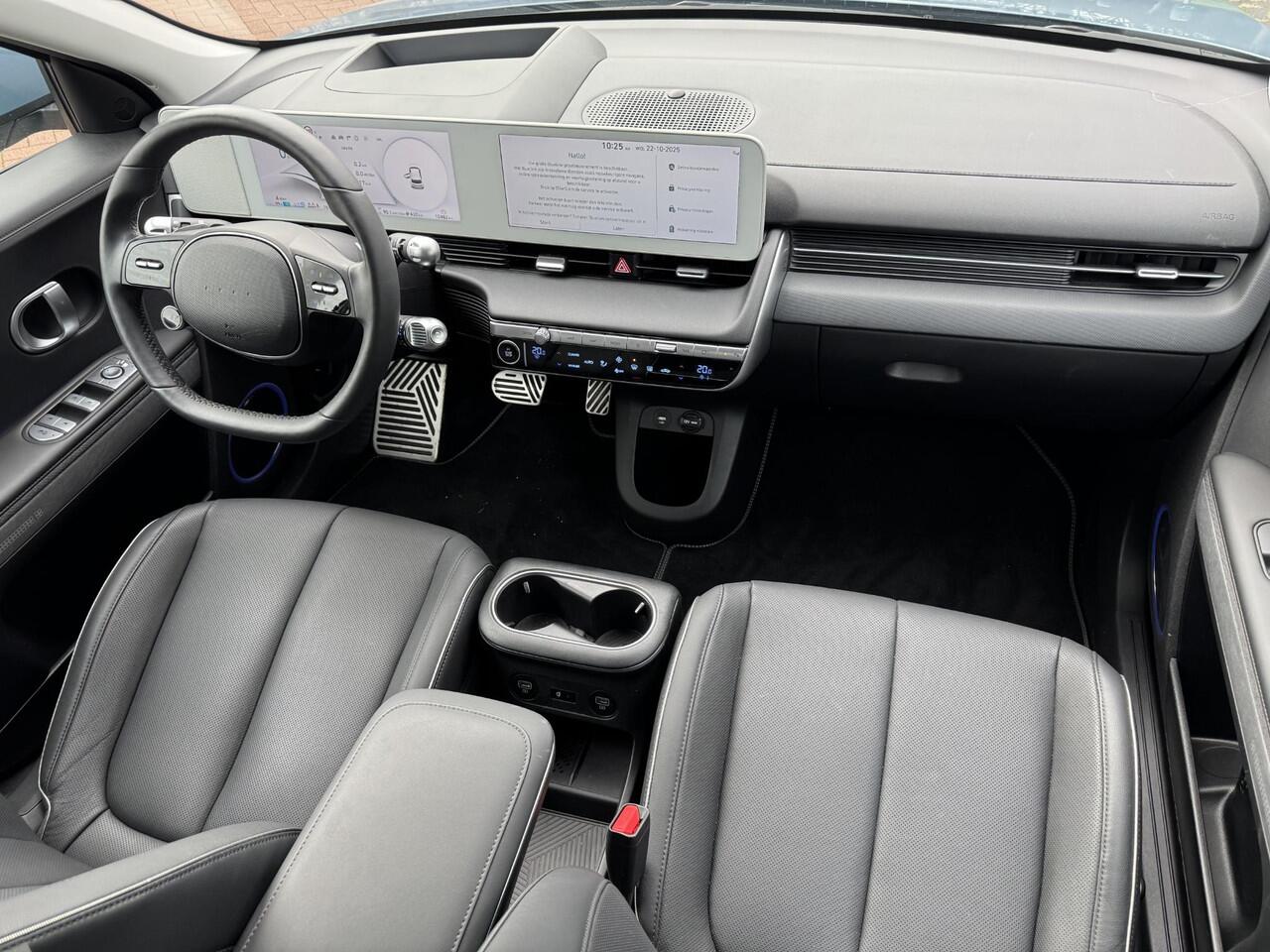 Hyundai IONIQ 5 Connect+ 77.4 kWh | Lederen bekleding | Warmtepomp & V2L | Geïntegreerde navigatie | Apple Carplay & Android Auto | Adaptieve Cruisecontrol | Camera | Warmtepomp | Stoel/-Stuur verwarming |