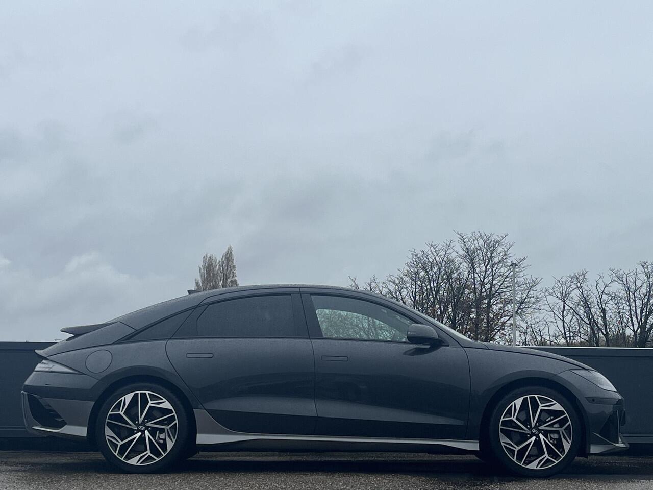 Hyundai IONIQ 6 Lounge 77.4 kWh | | Lederen bekleding elektrisch verstelbaar| Warmtepomp | Bose speakers | Adaptieve cruisecontrol | World car of the year 2023 |