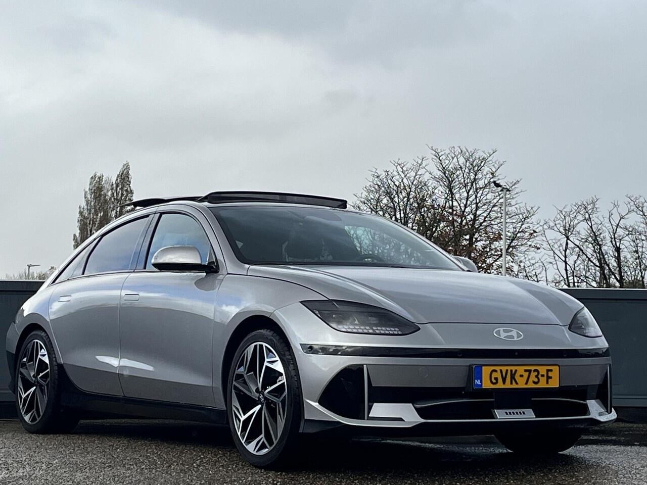 Hyundai IONIQ 6 Lounge 77.4kWh 228pk | SCHUIFDAK | LEDEREN BEKLEDING ELEKTRISCH VERSTELBAAR| WARMTEPOMP | BOSE SPEAKERS | ADAPTIEVE CRUISECONTROL | WORLD CAR OF THE YEAR 2023 |