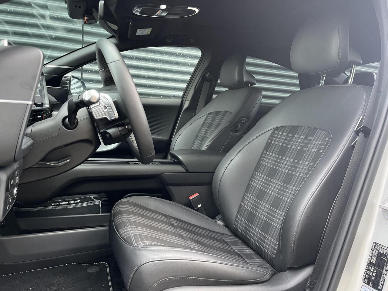 Hyundai IONIQ 6 First Edition AWD 77.4kWh 325pk | SCHUIF/KANTELDAK | 800V SNELLADEN | 20? LICHTMETALEN VELGEN & MATZWARTE DESIGNACCENTEN | BOSE PREMIUM AUDIO | PREMIUM INTERIEUR |