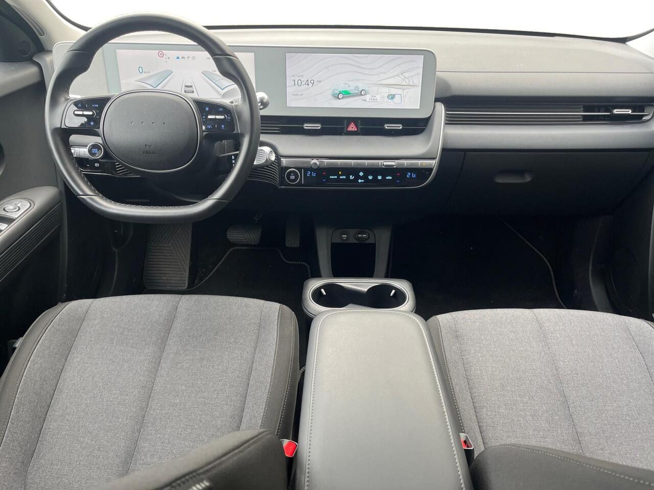 Hyundai IONIQ 5 Style 77.4kWh 228pk | LAGE KM-STAND! | LONG RANGE ACCU | MULTIMEDIA | NAVI | ADAPTIVE CRUISE | TREKHAAK | APPLE CARPLAY / ANDROID AUTO |