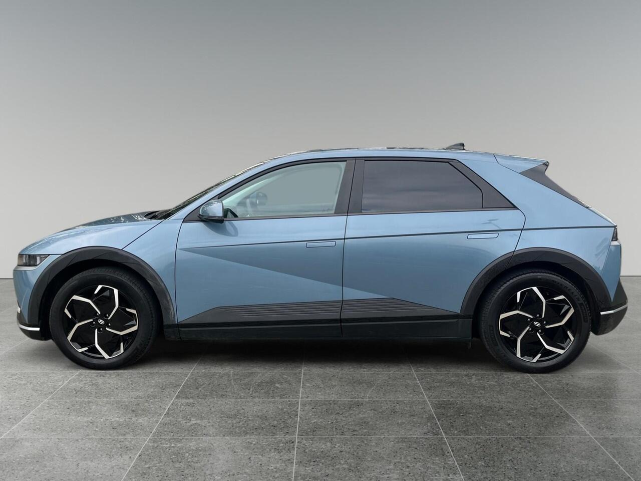 Hyundai IONIQ 5 Style 77.4kWh 228pk | LAGE KM-STAND! | LONG RANGE ACCU | MULTIMEDIA | NAVI | ADAPTIVE CRUISE | TREKHAAK | APPLE CARPLAY / ANDROID AUTO |