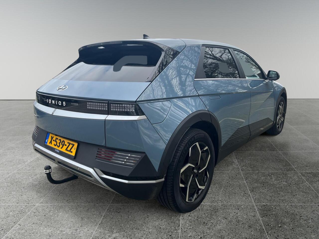 Hyundai IONIQ 5 Style 77.4kWh 228pk | LAGE KM-STAND! | LONG RANGE ACCU | MULTIMEDIA | NAVI | ADAPTIVE CRUISE | TREKHAAK | APPLE CARPLAY / ANDROID AUTO |