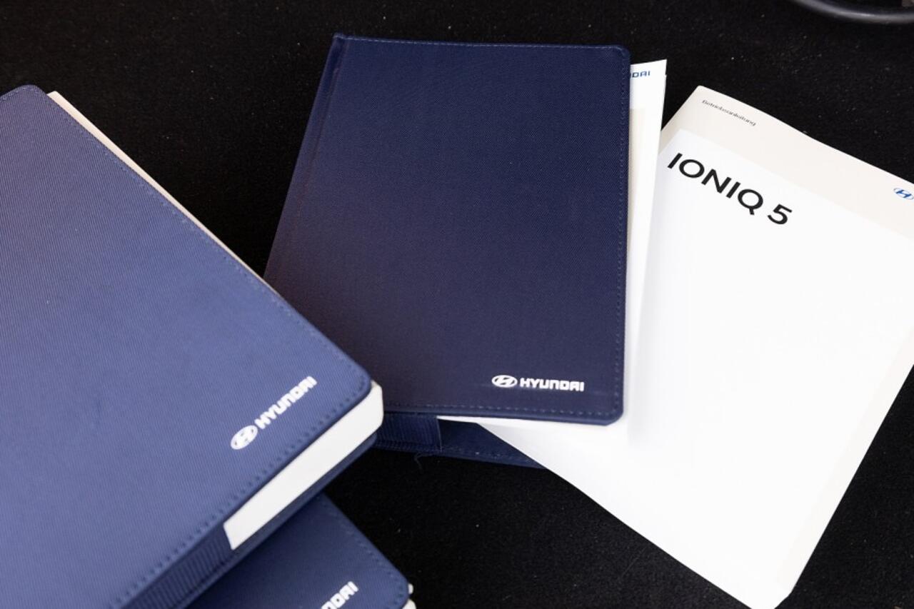 Hyundai IONIQ 5 Style 77.4 kWh | CAMERA | NAVI | ECC | EL. Stoel | VELGEN