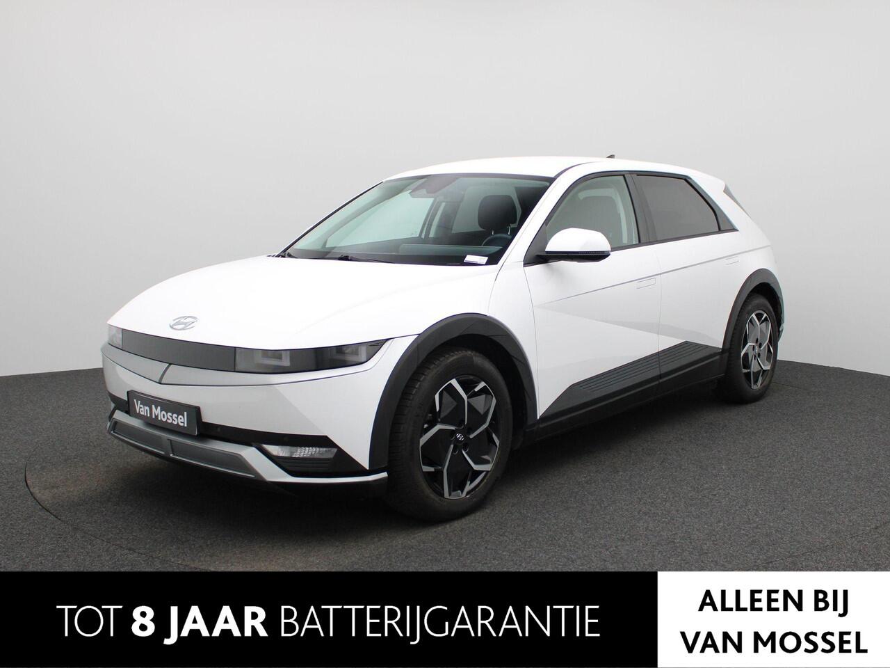 Hyundai IONIQ 5 77.4kWh Core |BTW |WLTP 507 km |Navigatie |Apple & Android Carplay |Trekhaak Afn. kogel |(Adapt) Cruise & Climate Control |Parkeersensoren Voor & Achter |Achteruitrijcamera | Stoel & Stuurverwarming |