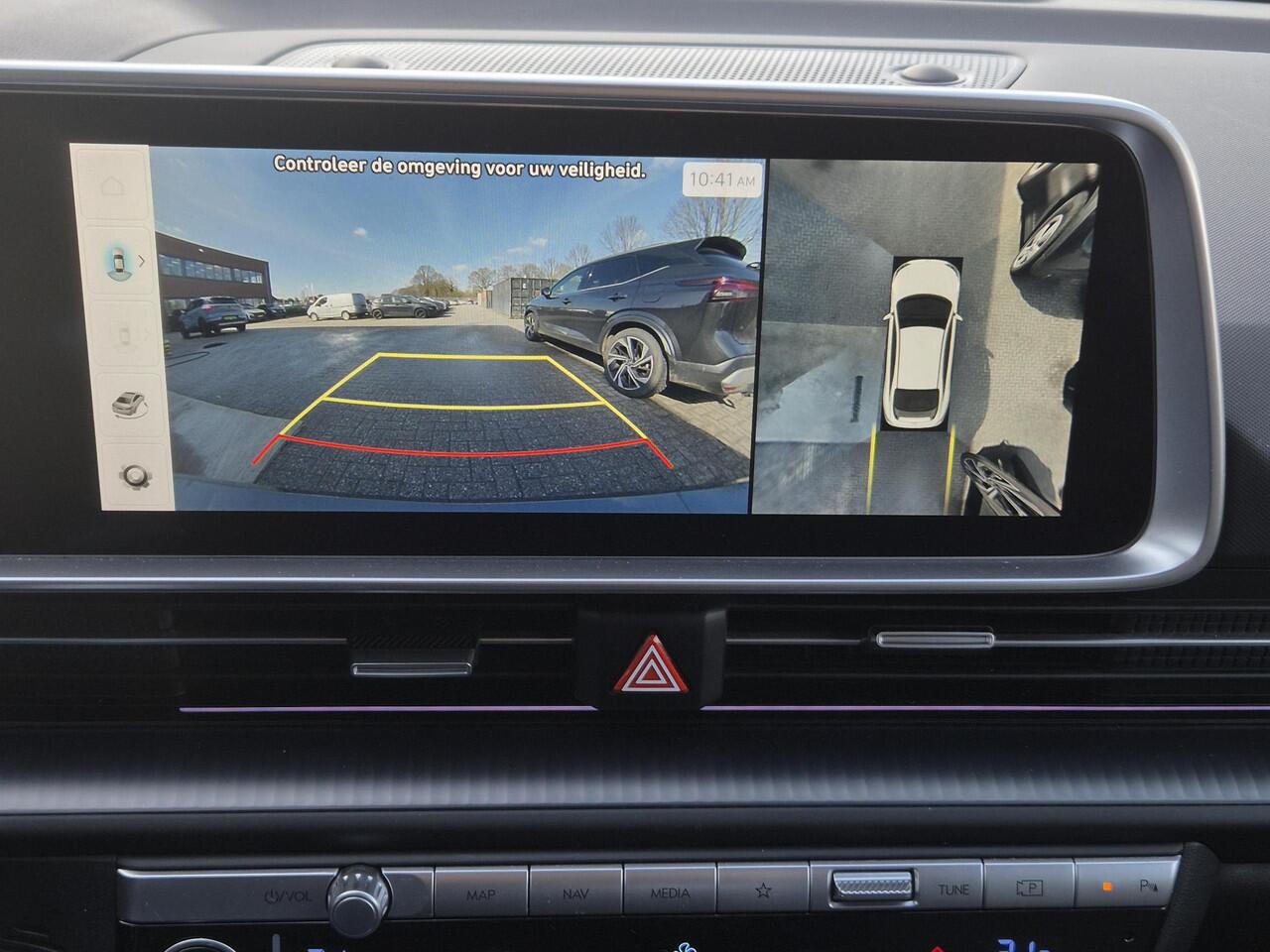 Hyundai IONIQ 6 Lounge AWD 77.4 kWh 325pk / SOH 100% / Fabrieksgarantie tot 03-2029 / Trekgewicht 1.500 kg / warmtepomp / CCS snellader / Rondomzicht camera / Head Up Display / Bose Audio Systeem / Stuur- en Stoelverwarming / Elektrische achterklep / Adaptief cruise co