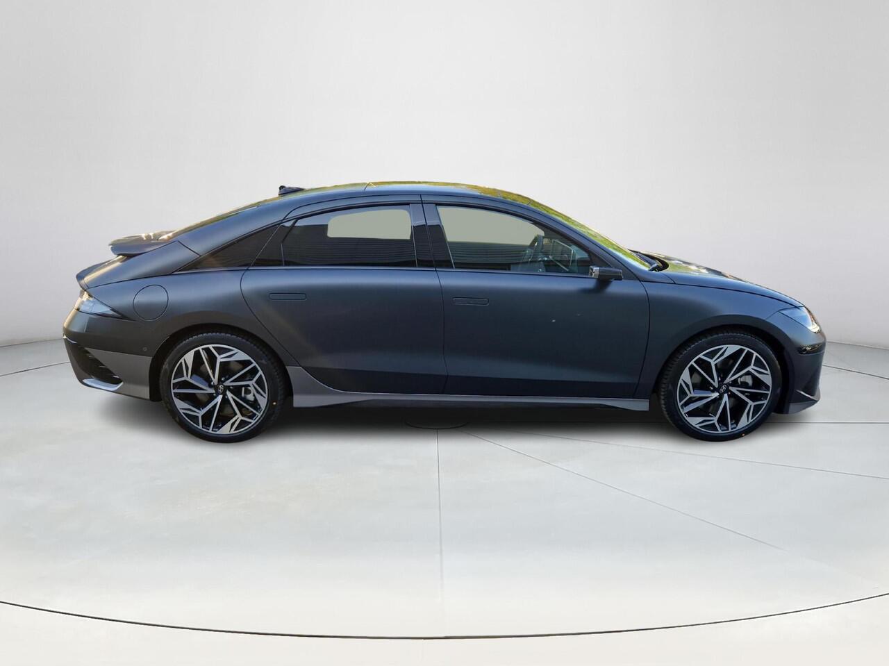 Hyundai IONIQ 6 Lounge 77.4 kWh | Meest luxe uitvoering | 20-inch wielen | Bose Premium Sound | Direct leverbaar |