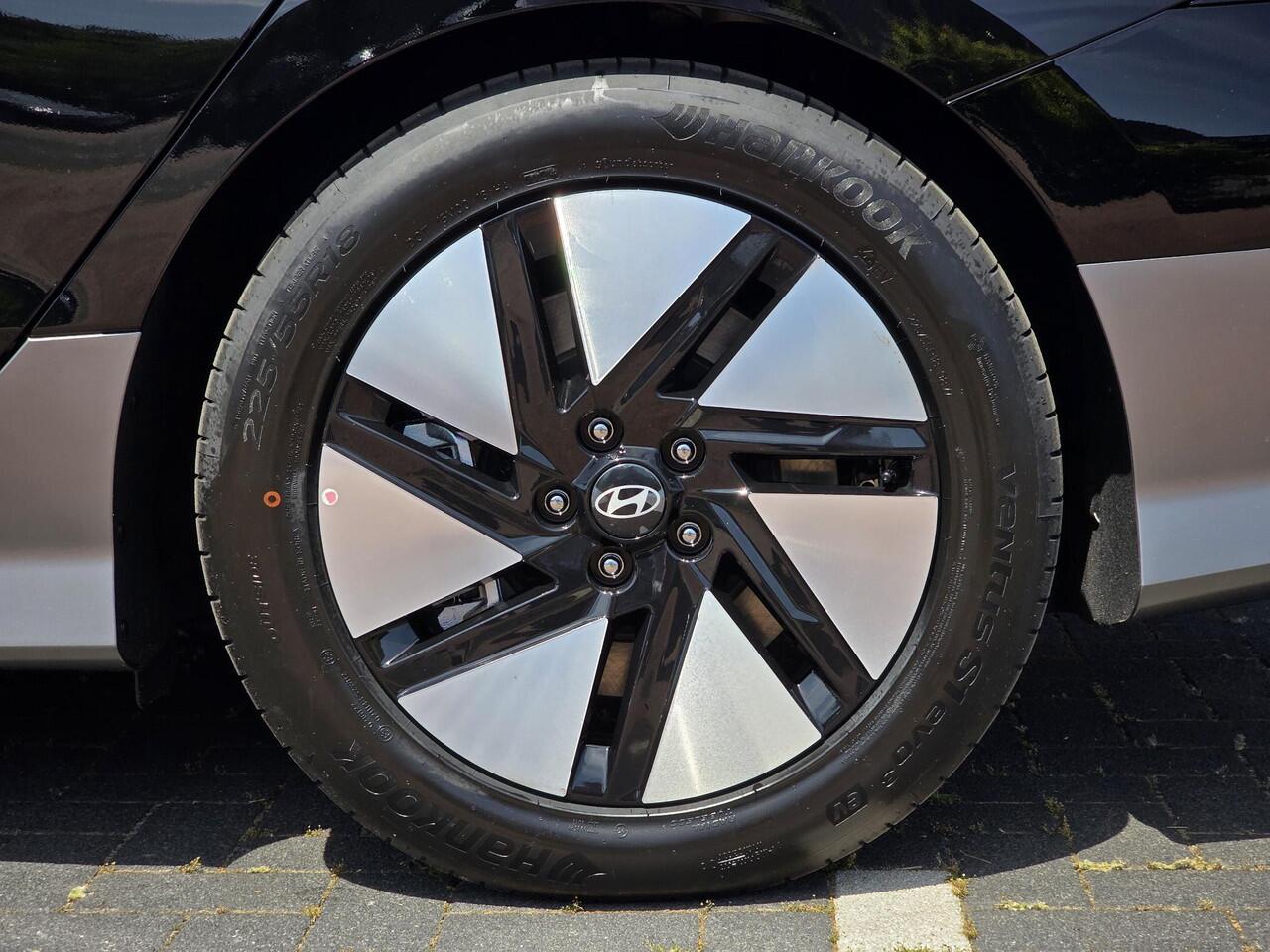 Hyundai IONIQ 6 Connect 77.4 kWh | 8.450 KORTING | WARMTEPOMP | HEAD UP DISPLAY | VOORVERWARMEN | V2L |