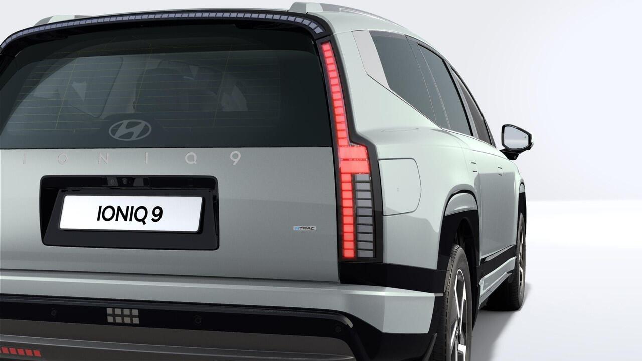 Hyundai IONIQ 9 Connect 7p. 110.3 kWh