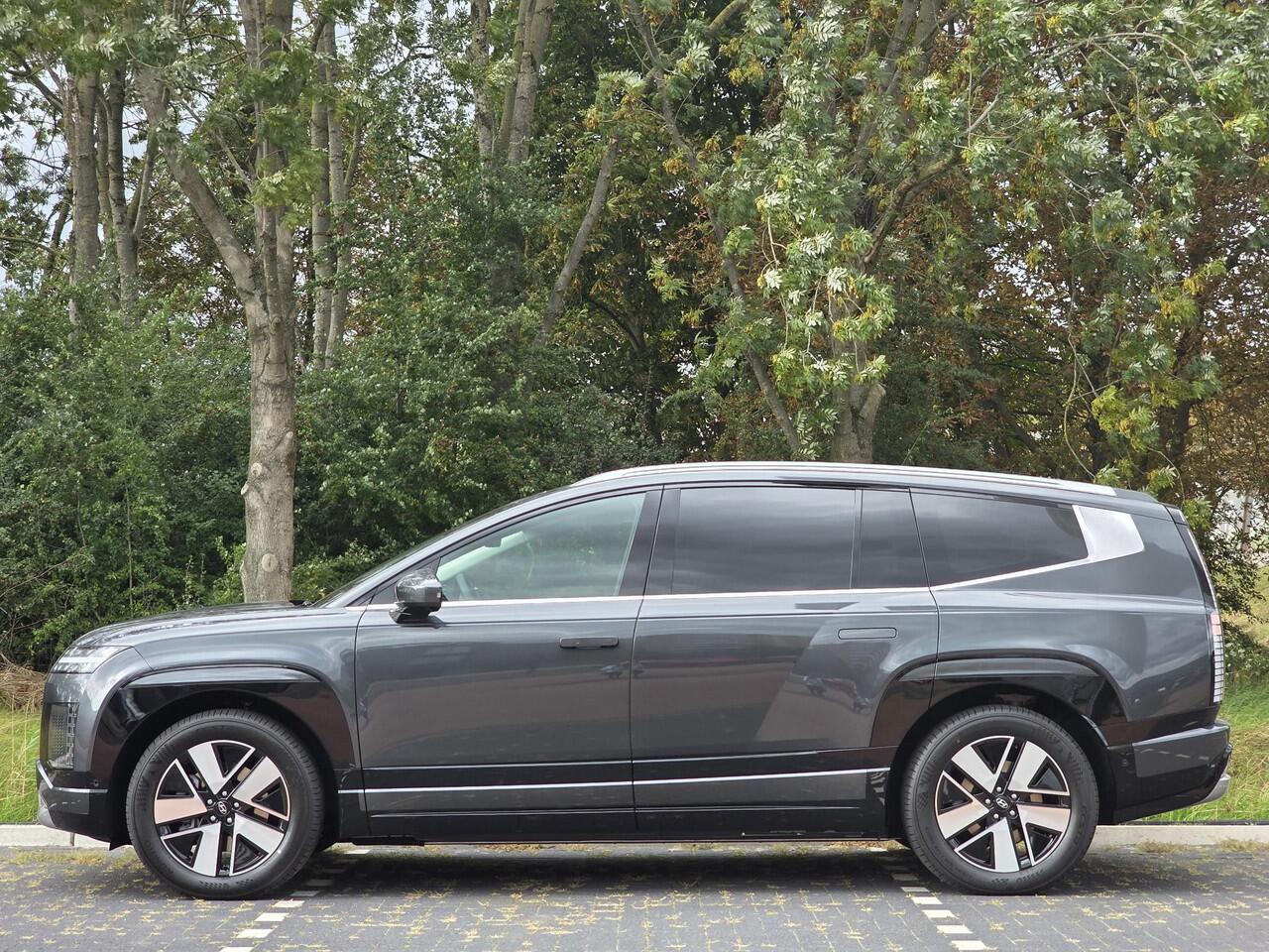 Hyundai IONIQ 9 Connect+ AWD 7p. 110.3 kWh | OP VOORRAAD | ¤2000 KORTING | PANORAMADAK | MASSAGESTOELEN | V2G | WARMTEPOMP |