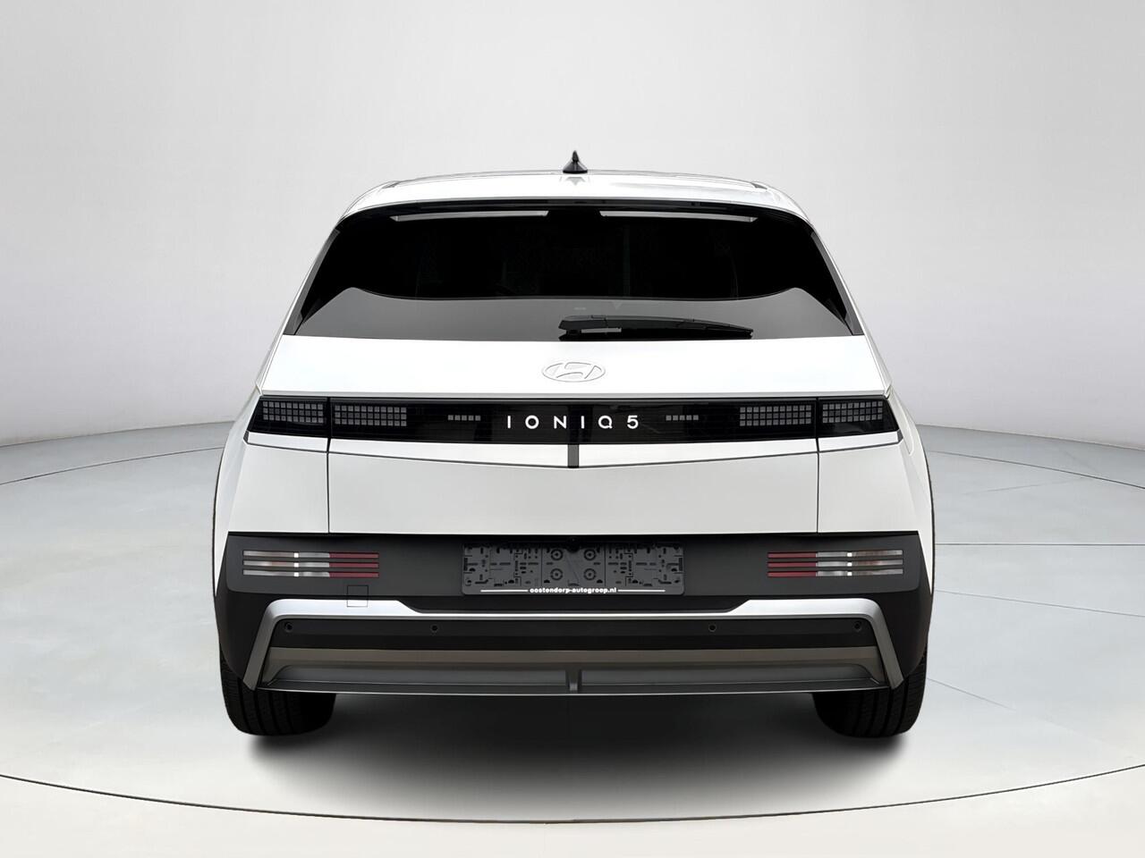 Hyundai IONIQ 5 Connect Limited 84 kWh Apple Carplay / Android Auto | Navigatie | Stoel / Stuurverwarming | Elektrische Kofferklep | Camera | LED-Verlichting | Uit voorraad Leverbaar |