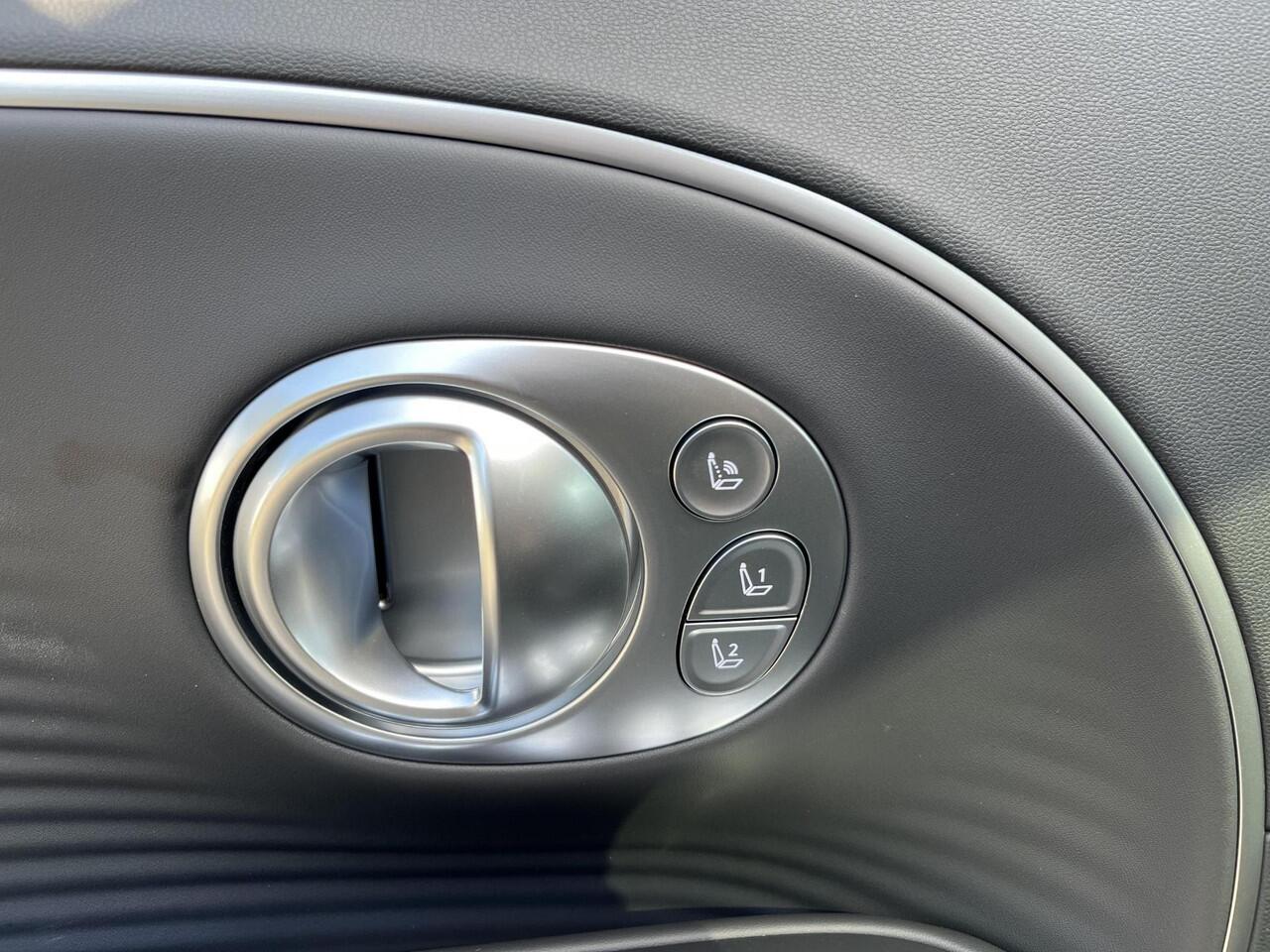 Hyundai IONIQ 9 Connect+ AWD 7p. 110.3 kWh |7-Persoonsuitvoering | Panorama dak |