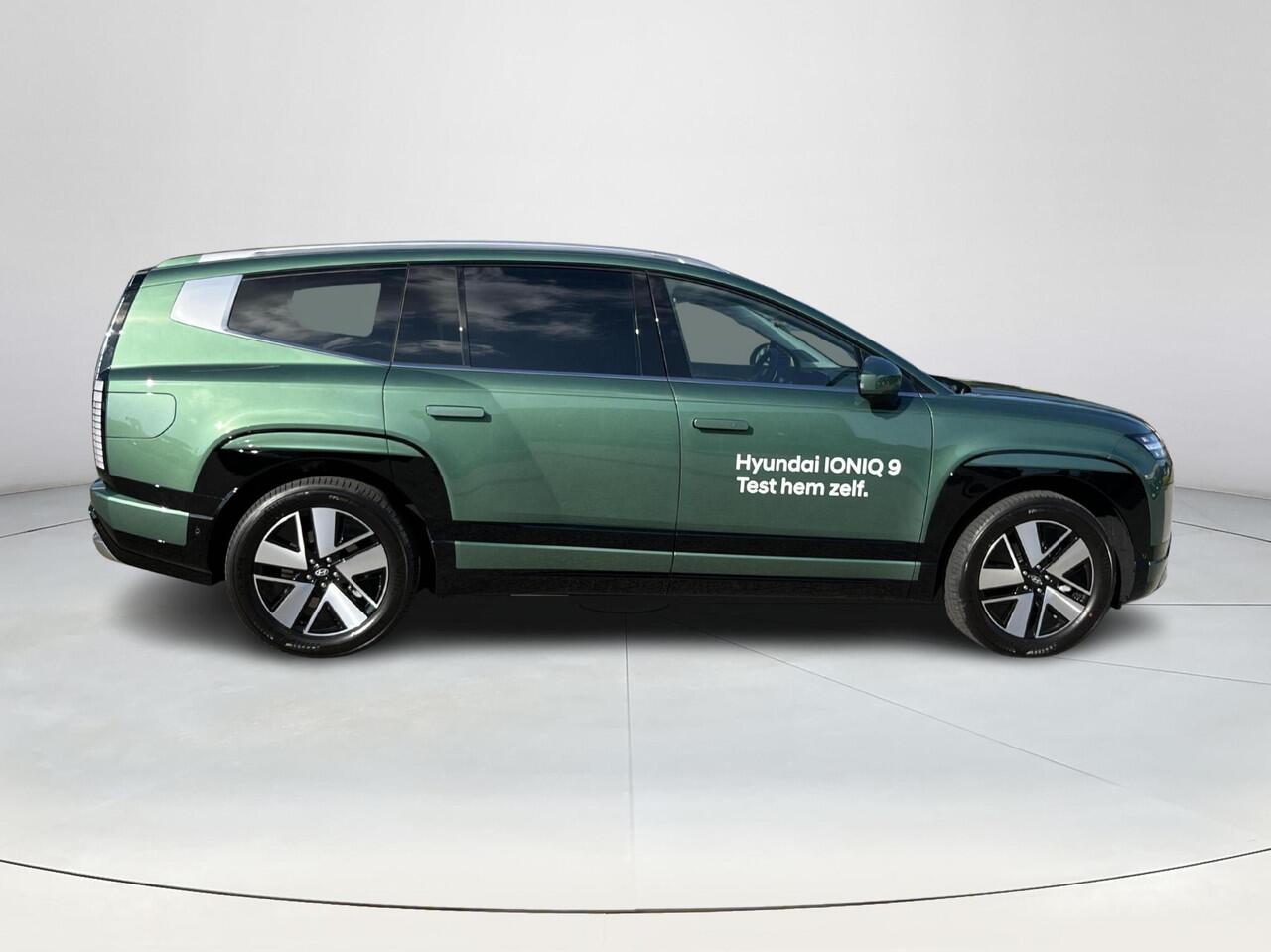 Hyundai IONIQ 9 Connect+ AWD 7p. 110.3 kWh |7-Persoonsuitvoering | Panorama dak |