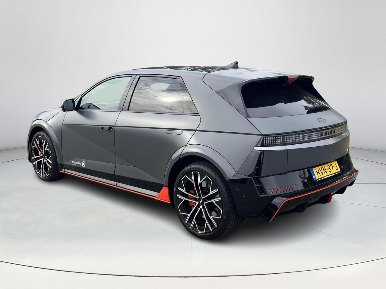 Hyundai IONIQ 5 N AWD 84 kWh | Panorama dak | Mat grijs | Rijklaarprijs dus GEEN afleverkosten! |