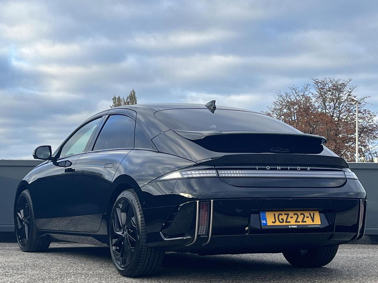 Hyundai IONIQ 6 Business 77.4kWh 228pk | LONG RANGE | WARMTEPOMP | FABRIEKSGARANTIE TOT 10-2030 | LUXE BEKLEDING | BIJTELLINGSVOORDEEL |