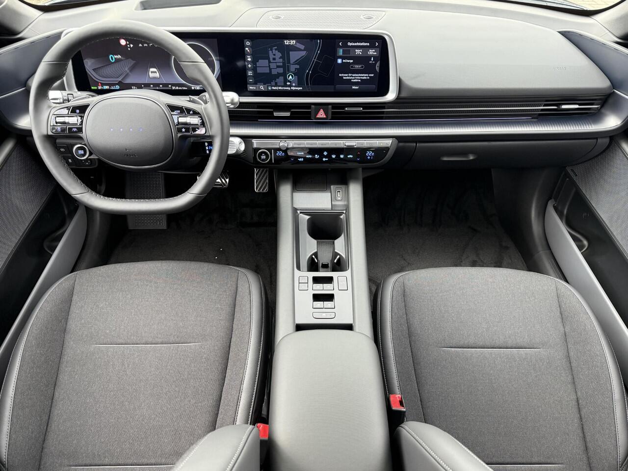 Hyundai IONIQ 6 Business 77.4 kWh Apple Carplay / Android Auto | Stoel & Stuur Verwarming | Camera | LED-Verlichting | Lichtmetaal | Elektrische Kofferklep |