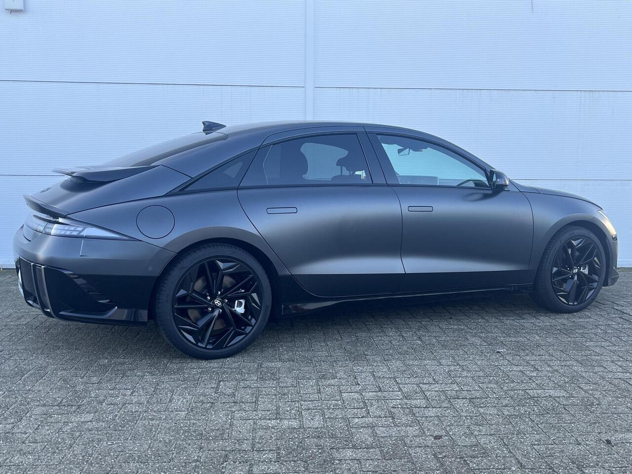 Hyundai IONIQ 6 Business 77.4 kWh ** Nu met ¤ 1.500 voordeel, Nieuw uit voorraad leverbaar **