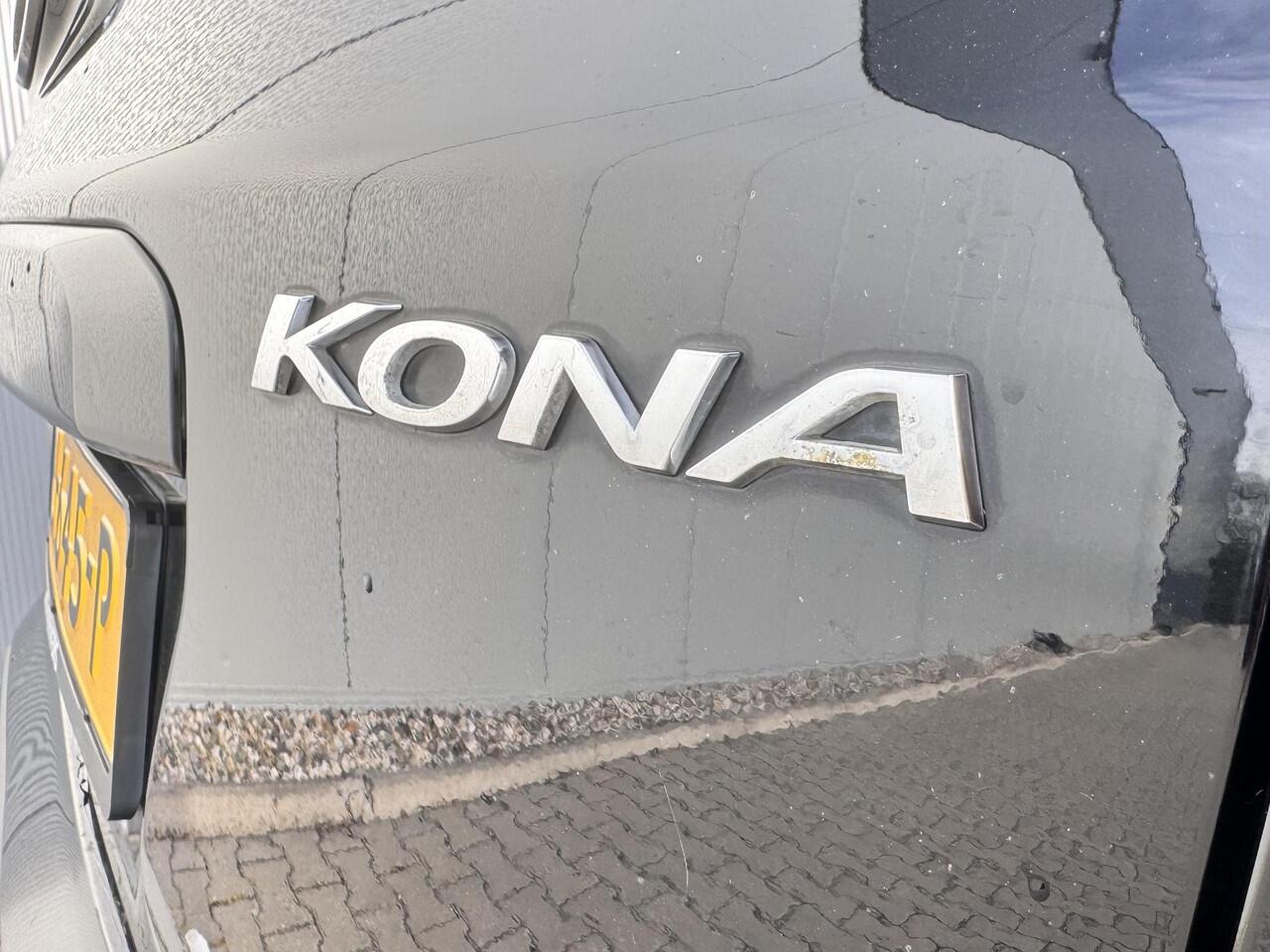 Hyundai Kona 1.0T Comfort / Achteruitrijcamera / Airco / Cruise controle / Apple Carplay/Android Auto / Winterbanden op lichtmetalen 16'' velg /