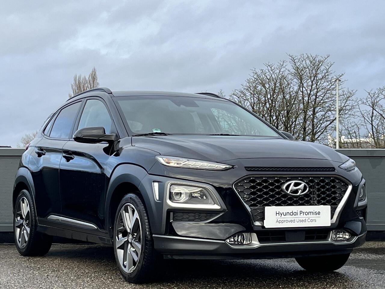 Hyundai Kona Premium 1.0 T-GDI 120pk | LEDER + STOELVENTILATIE + VERWARMING | TREKHAAK | HEAD UP DISPLAY | NAVI |
