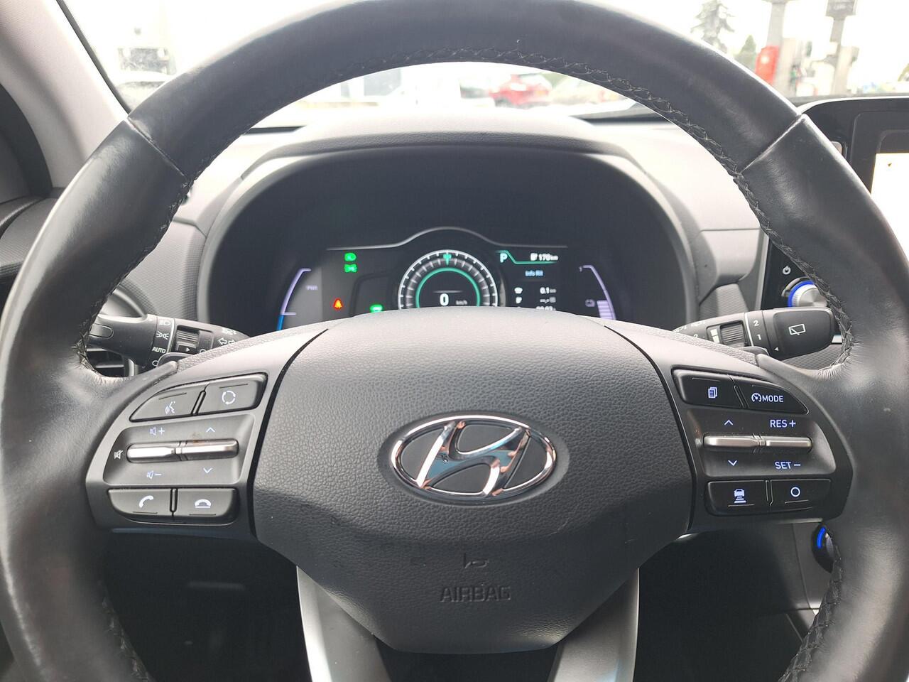 Hyundai Kona EV Fashion 64 kWh | SOH: 89,5% | LED | Adaptive CC | Blindspot | Stoelverwarming | Camera |