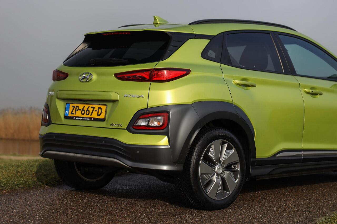 Hyundai Kona EV Premium 64 kWh ? Leder ? ACC ? LED