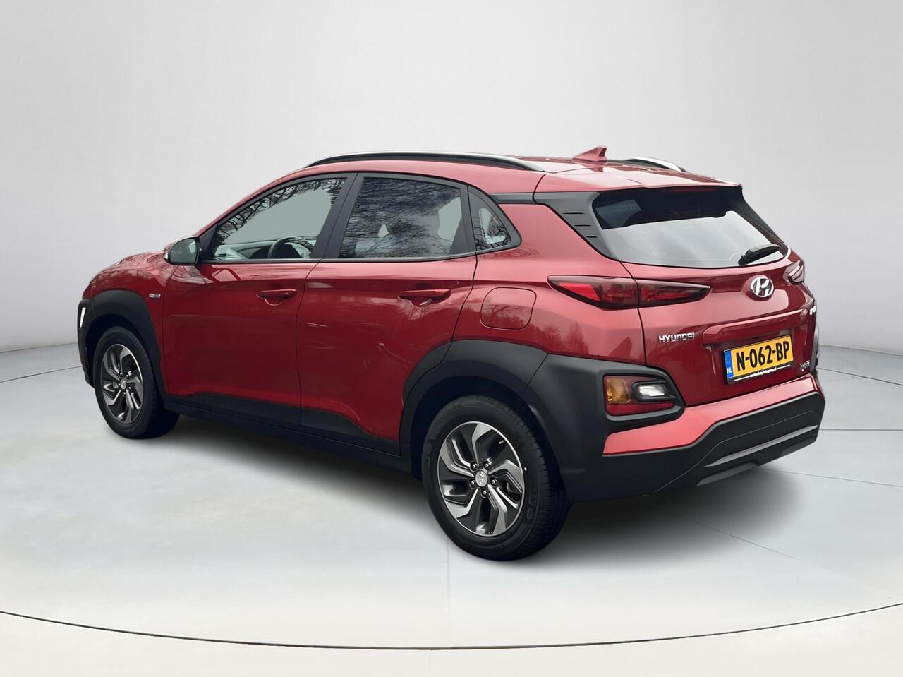 Hyundai Kona 1.6 GDI HEV Comfort | 3 jaar garantie! | Rijklaarprijs dus GEEN extra afleverkosten | Apple CarPlay/Android Auto | Cruise Control |