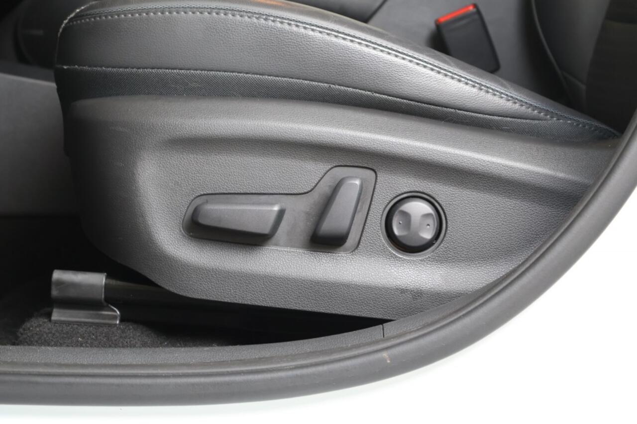 Hyundai Kona EV Premium 64 kWh - Krell Audio - SOH 97% Head-up Display