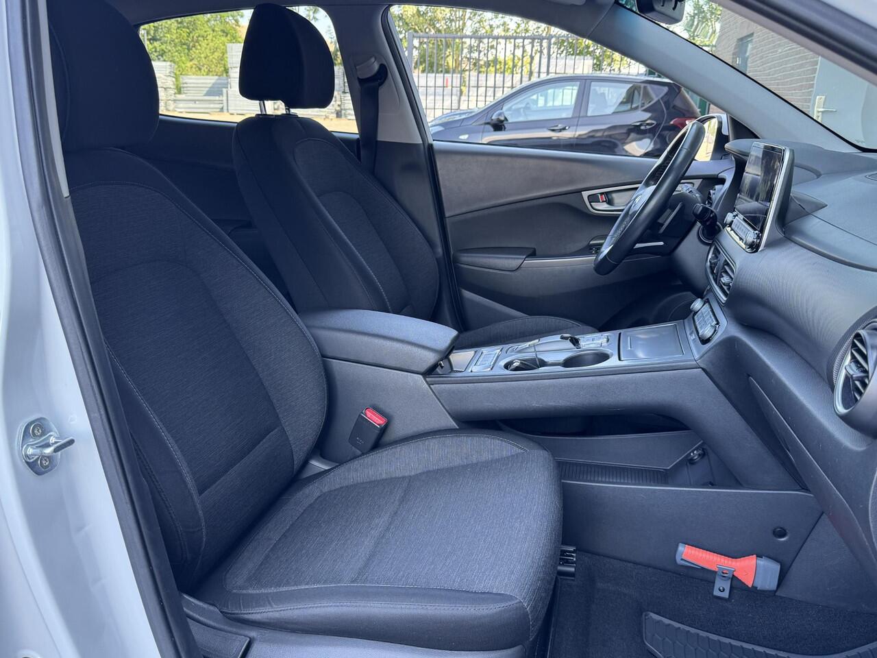 Hyundai Kona EV FASHION 64 kWh I FASE 3 I ACCU = 100% I APPLE CARPLAY I CRUISE CONTROL I ACHTERUITRIJCAMERA