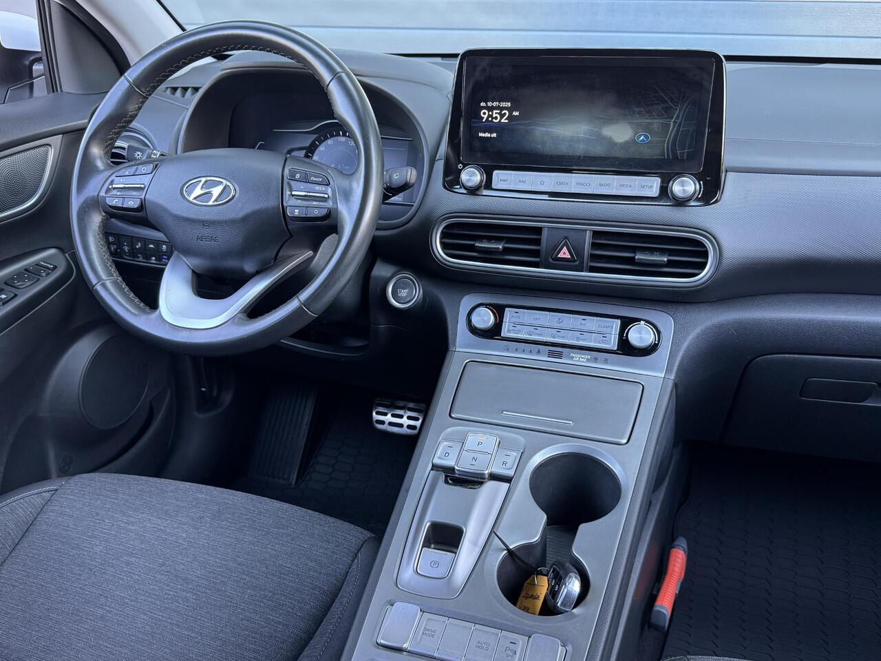 Hyundai Kona EV FASHION 64 kWh I FASE 3 I ACCU = 100% I APPLE CARPLAY I CRUISE CONTROL I ACHTERUITRIJCAMERA