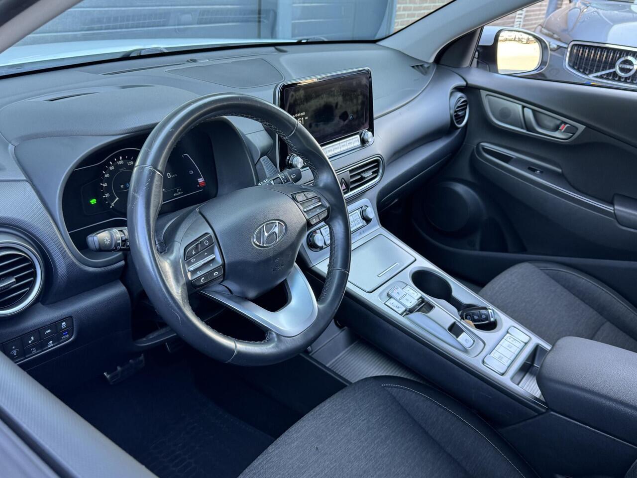 Hyundai Kona EV FASHION 64 kWh I FASE 3 I ACCU = 100% I APPLE CARPLAY I CRUISE CONTROL I ACHTERUITRIJCAMERA