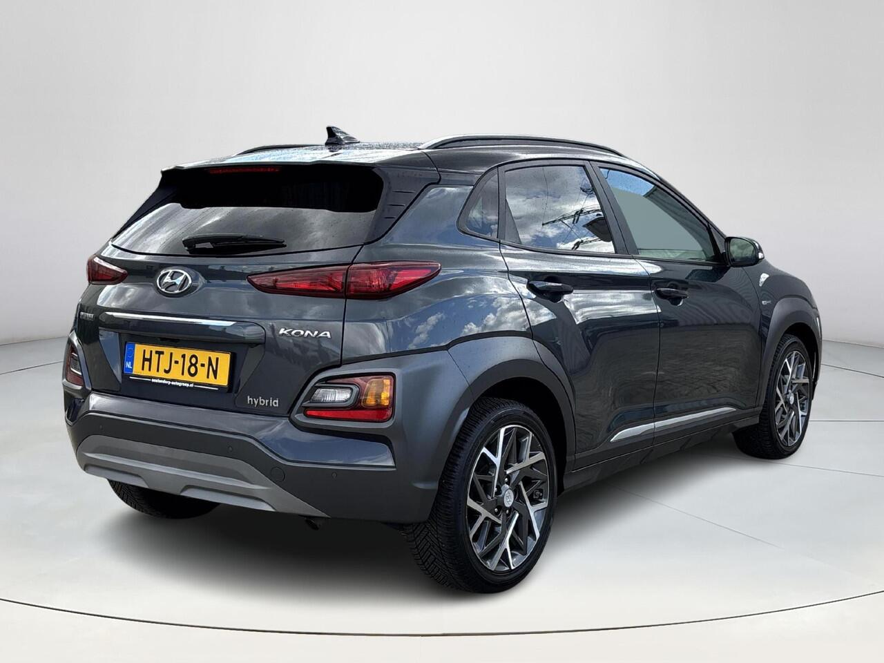 Hyundai Kona 1.6 GDI HEV Fashion Design | Stoel/stuur verwarming | Sport stuurwiel | Airco | Navigatie | Parkeer sensoren |