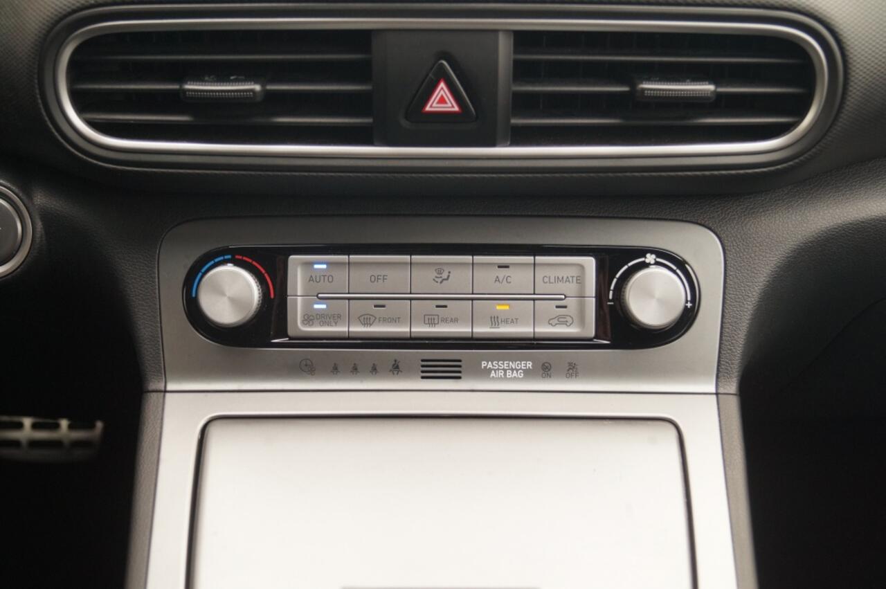 Hyundai Kona EV Fashion 39kWh -NAVI-ECC-CAM-DAB-HUD-