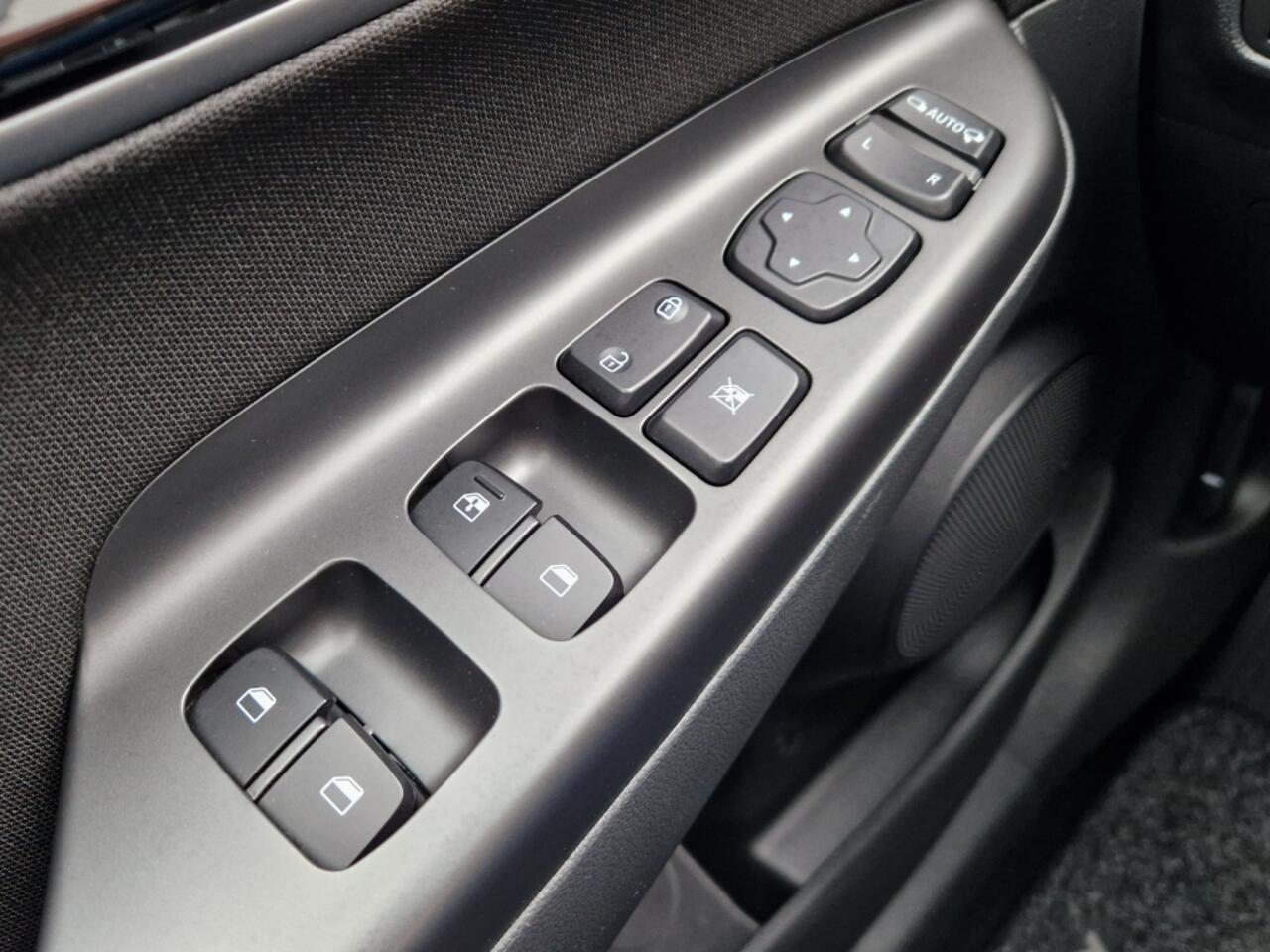 Hyundai Kona 1.6 GDI HEV Fashion Automaat / Clima / Navi/ Camera / Cruise con