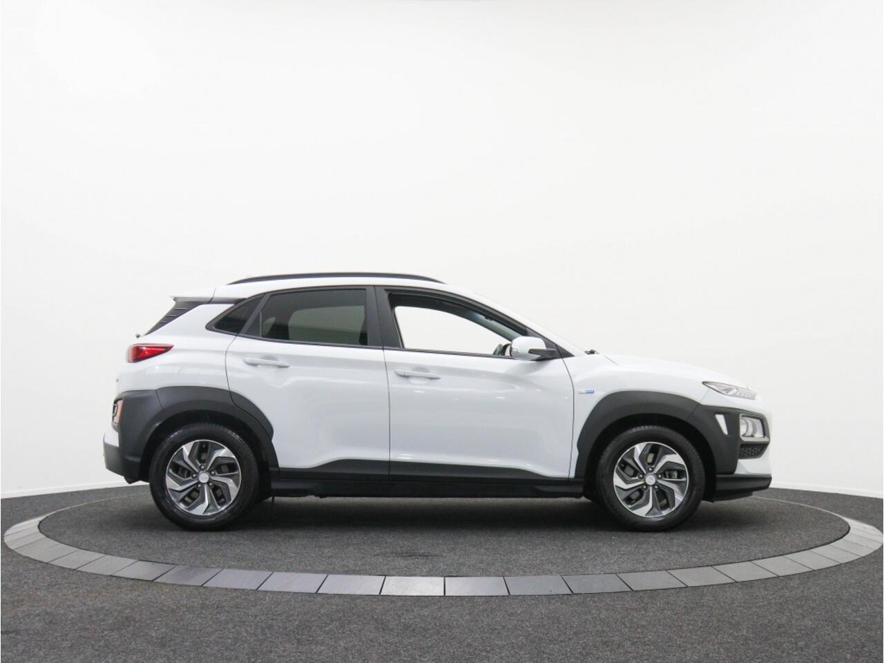 Hyundai Kona 1.6 GDI HEV Comfort + Navigatie | Trekhaak