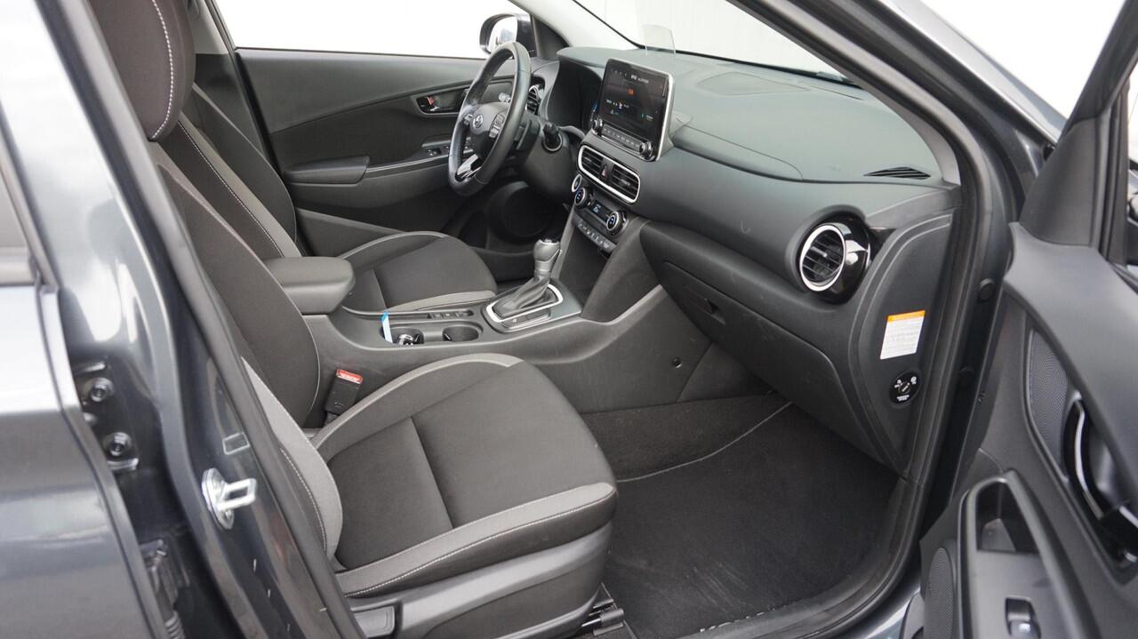 Hyundai Kona 1.6 GDI HEV Fashion Navigatie | Adapt Cruise Contr | HUD | DAB+ | Dodehoeksensoren