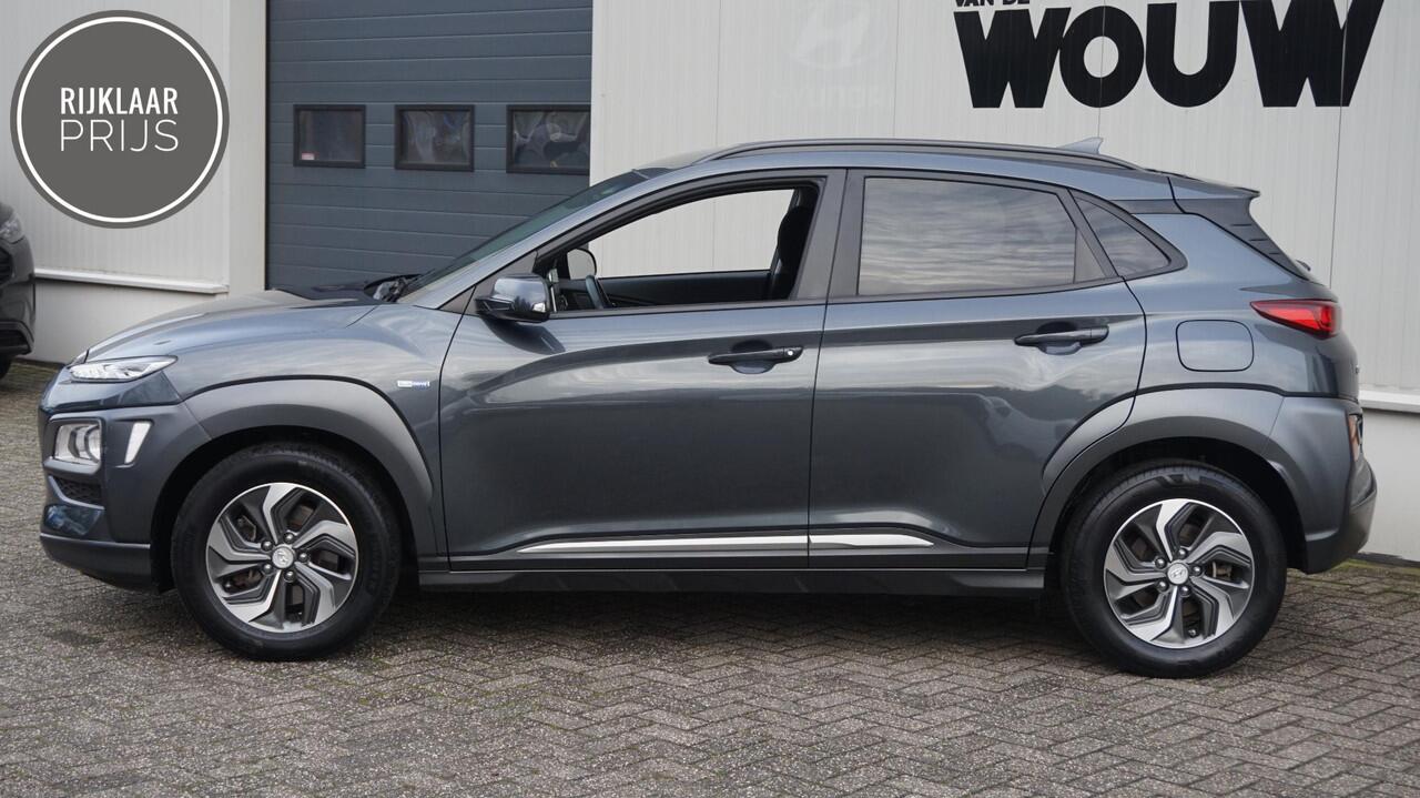 Hyundai Kona 1.6 GDI HEV Fashion Navigatie | Adapt Cruise Contr | HUD | DAB+ | Dodehoeksensoren