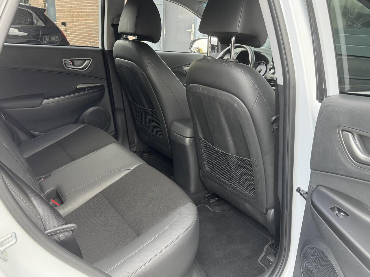 Hyundai Kona EV FASHION 64 kWh I 3 FASE I 100% SOH I P-CAMERA I APPLE CARPLAY I NAVIGATIE