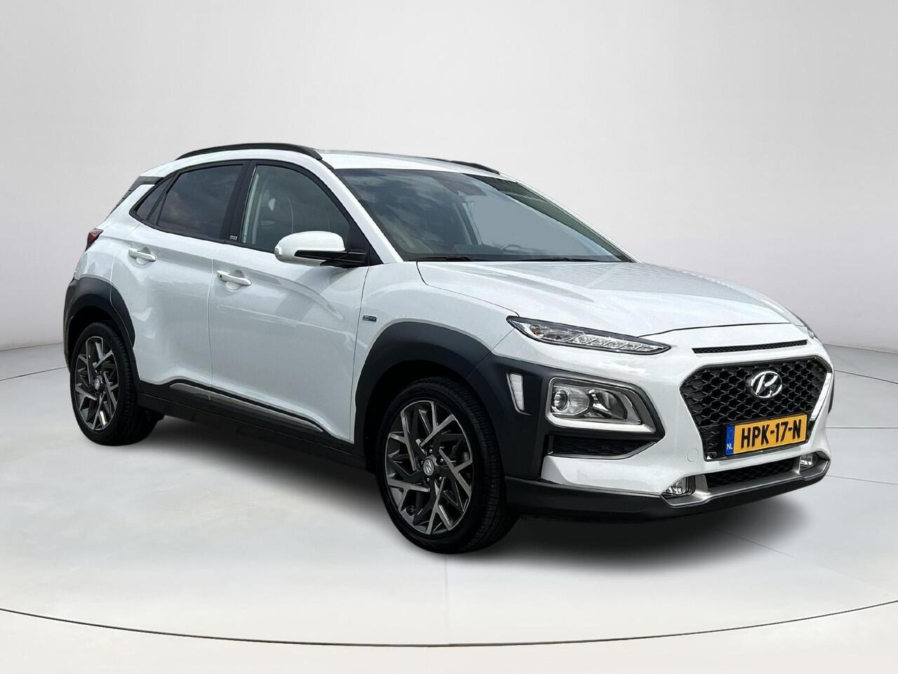 Hyundai Kona 1.6 GDI HEV Fashion | Navigatiesysteem | Achterruitrijcamera | Lichtmetalenvelgen | Parkeersensoren achter| Climate control | Cruisecontrol |